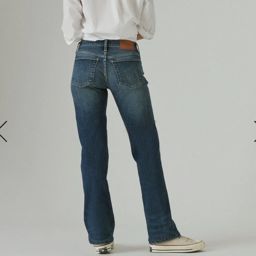 Lucky Brand Easy Rider Jean mid rise straight fit boot cut dark wash size 2 26 - Picture 2 of 16